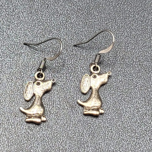 Beagle dog pierced earrings - dog,