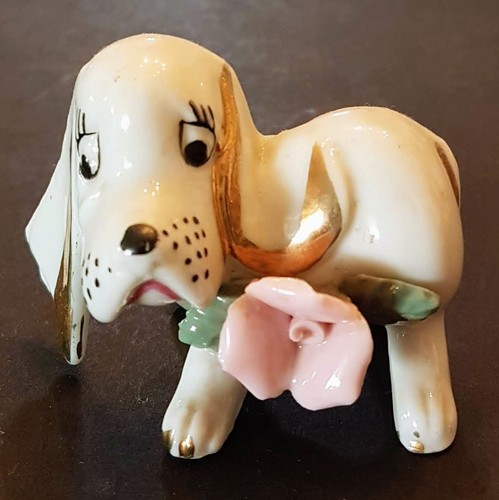 Beagle basset hound dog - beagle, pink